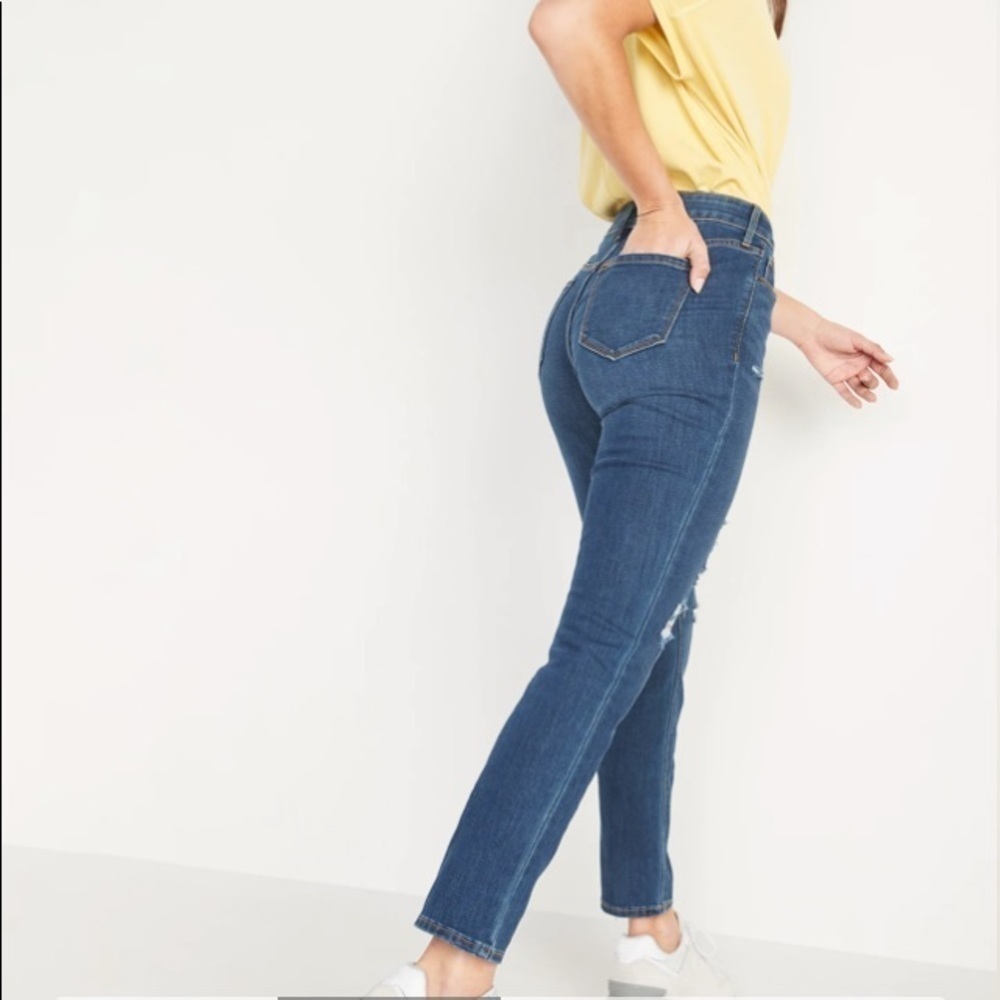 Old Navy Power Straight Distressed Jeans 8 Jeans for Boots Closet Staple Winter - Picture 16 of 16